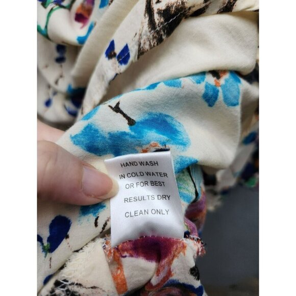 Grace & Lace Womens Large Floral Bell Sleeve Tunic Top 100% Rayon - Picture 4 of 6